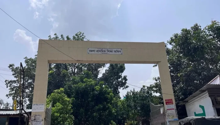 শিক্ষক সংকটে প্রাথমিক বিদ্যালয়
