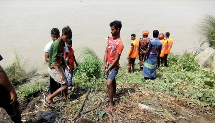 ডুবুরি সংকটে বাড়ছে মৃত্যু