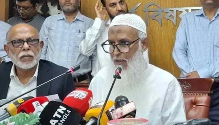 বেঁচে যাওয়া ৪ কোটি ৮৭ লাখ টাকা হাজীদের ফেরত দেওয়া হচ্ছে