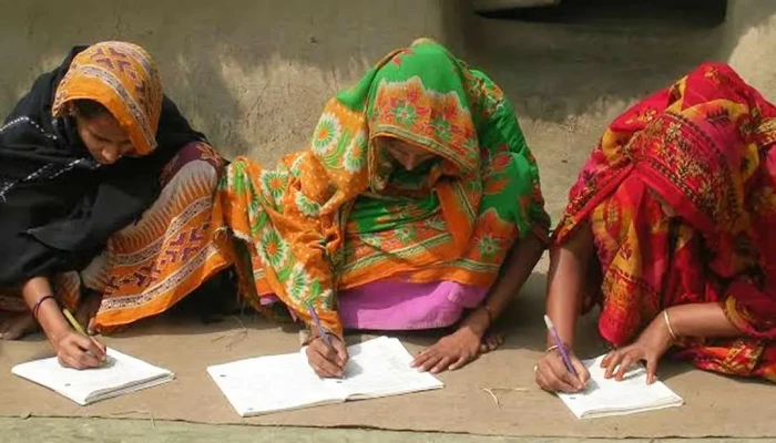 আজ আন্তর্জাতিক সাক্ষরতা দিবস, দেশে সাক্ষরতার হার ৭৭.৯ শতাংশ