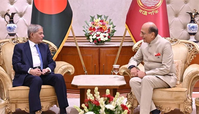অভিন্ন নদীর পানির ন্যায্য বণ্টনে ভারতের প্রতি আহ্বান রাষ্ট্রপতির