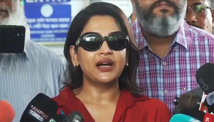 ইতালি থেকে দেশে ফিরলেন বাঁধন, বিমানবন্দরে যা বললেন অভিনেত্রী