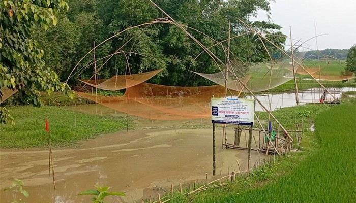 শতবছরের খাল দখল, উচ্ছেদ করল প্রশাসন