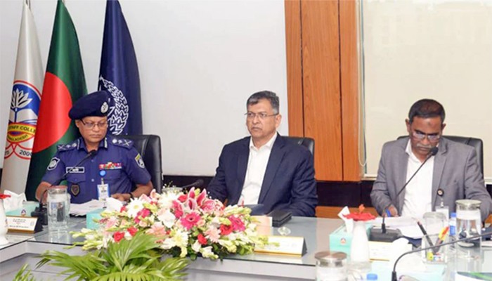 ​সাইবার অপরাধ দমনে পুলিশের পূর্ণাঙ্গ ইউনিট হচ্ছে: স্বরাষ্ট্রমন্ত্রী
