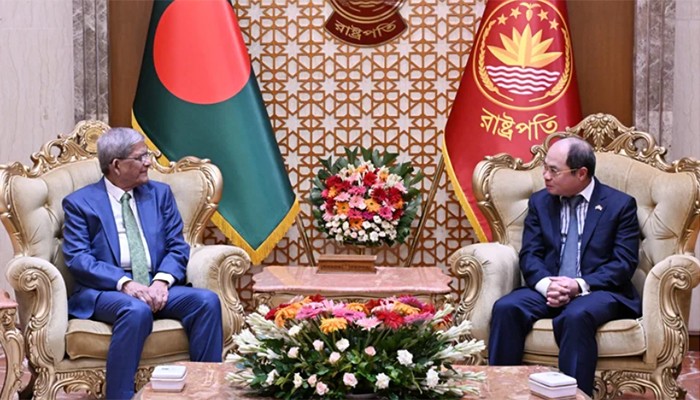 ​বাংলাদেশিদের জন্য ভিয়েতনামের ভিসা প্রক্রিয়া সহজীকরণের আহ্বান রাষ্ট্রপতির