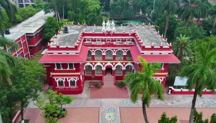 লাল ভবনের ১৫৩ বছরের ইতিহাস!