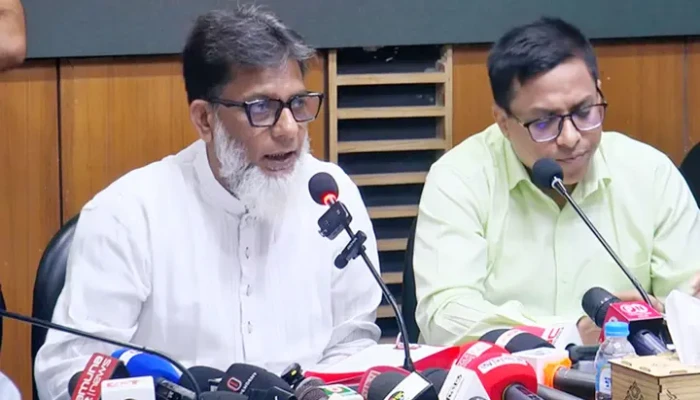 সড়ক নিরাপত্তায় চালকদের দক্ষতা বৃদ্ধিতে গুরুত্ব দিচ্ছে সরকার