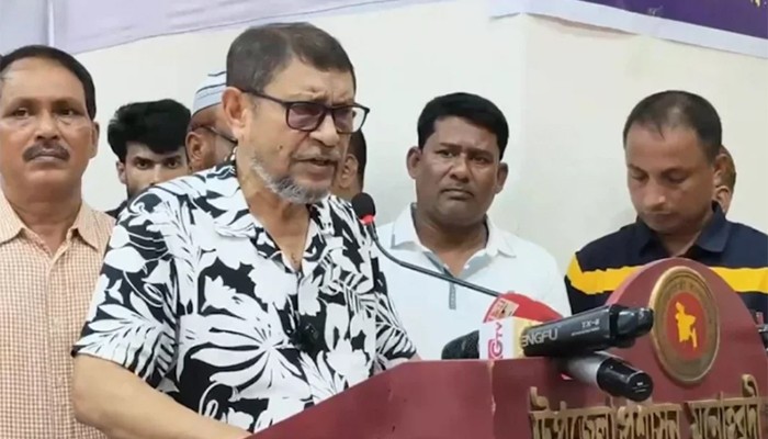 ​'বেহেশতের টিকিট বিক্রেতারা ফ্যাসিস্টদের সঙ্গে হাত মিলিয়েছে'