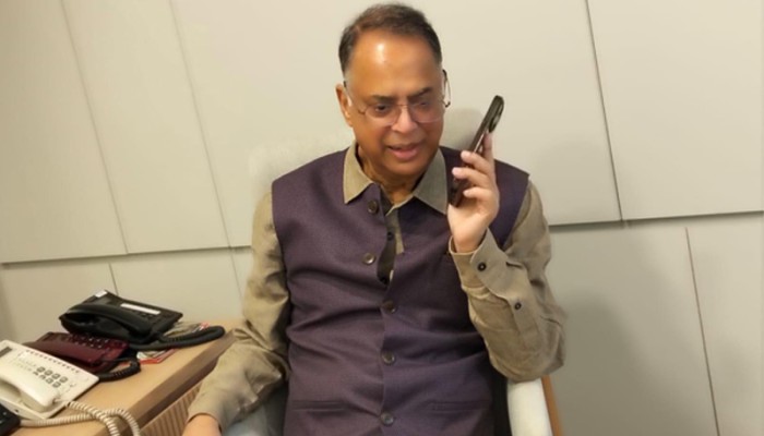 মাগুরা পল্লী বিদ্যুতের জিএমকে বরখাস্ত: গ্রাহককে ফোন করে বিদ্যুৎ মন্ত্রীর দুঃখ প্রকাশ