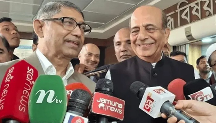​পাকিস্তানিদের আত্মসমর্পণের ম্যুরাল সরিয়ে ফোয়ারা নির্মাণের সিদ্ধান্ত হয়নি