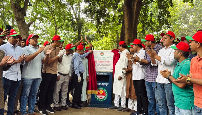 এখনই সরকারকে ফেলে দেওয়ার সময় আসেনি: ডিএসসিসি প্রশাসক সালাম