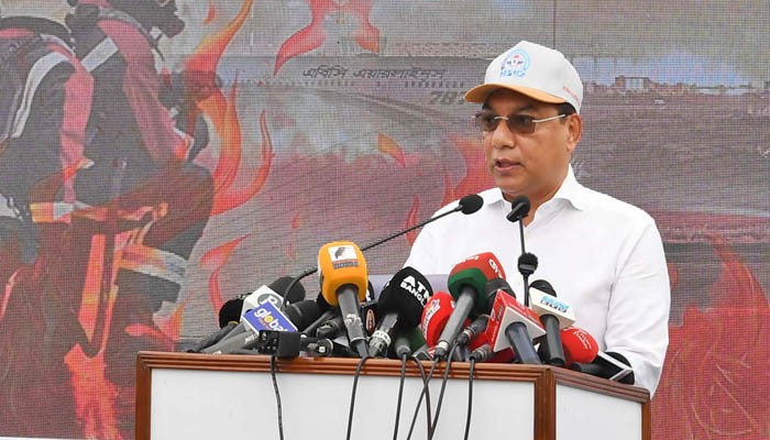 বিমানবন্দরের নিরাপত্তায় কোনো অবহেলা সহ্য করা হবে না: বিমানমন্ত্রী