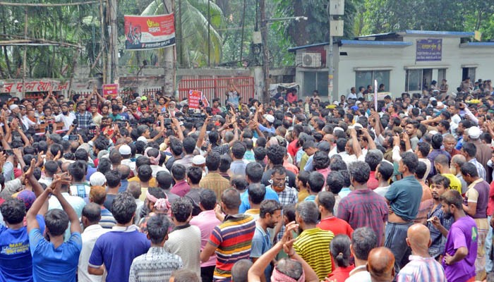 ‘অটোরিকশা ডাম্পিং করলে সারাদেশ কাপিয়ে দেবো’