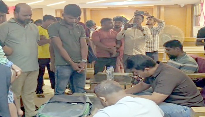 কুয়াকাটায় সেনা অফিসার পরিচয়ে প্রতারণায়  কারাদন্ড