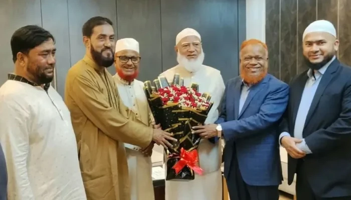 তুরস্ক সফর শেষে ঢাকা পৌঁছেছে বিরোধীদলীয় নেতা