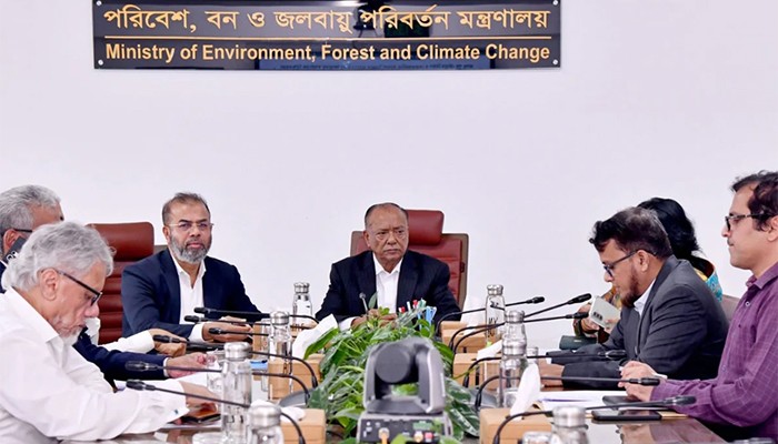 ​সড়কে নির্মাণসামগ্রী রেখে চলাচলে প্রতিবন্ধকতা সৃষ্টি করা যাবে না