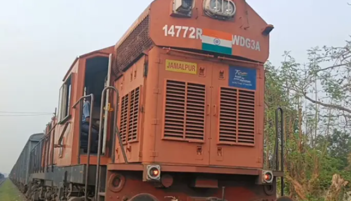 ভারত থেকে আজ বাংলাদেশে ঢুকবে ১৮ নতুন কোচ
