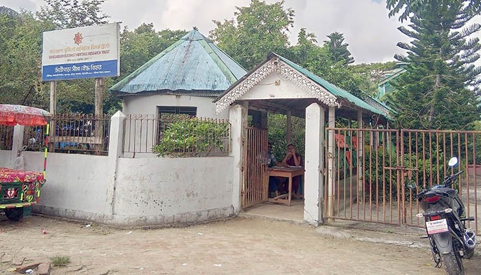 অবশেষে কুয়াকাটায় মিশ্রীপাড়া রাখাইন বৌদ্ধবিহার পর্যটকের জন্য উন্মুক্ত