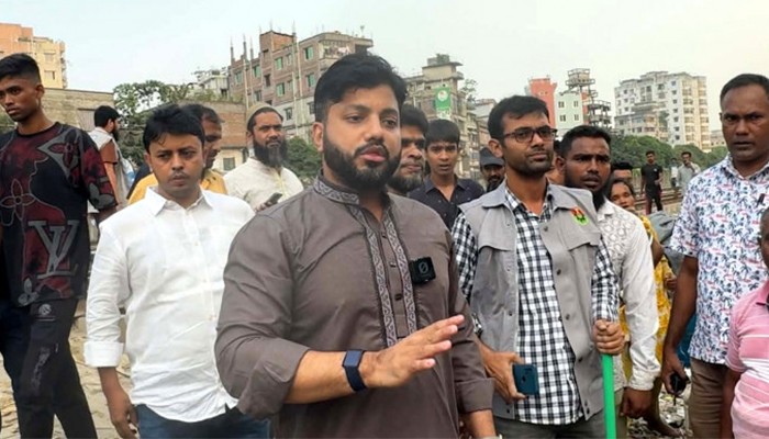 জানমালের নিরাপত্তায় আত্মরক্ষার্থে অস্ত্র উঁচিয়ে ধরি: প্রতিমন্ত্রী ইশরাক