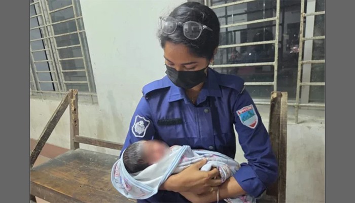 চুরির নাটক সাজিয়ে নিজের সন্তানকে বিক্রি
