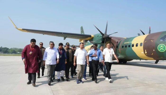 পূজামণ্ডপ পরিদর্শনে সৈয়দপুর পৌঁছেছেন প্রধানমন্ত্রী