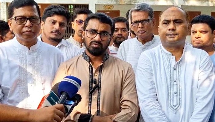 বিরোধীদের উস্কানিতেই প্রধানমন্ত্রীকে হত্যার হুমকি: রাশেদ খাঁন