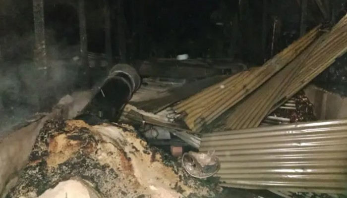 ফরিদপুরে আগুনে পুড়ল ৩ হাজার মণ পাট, ক্ষতি ২ কোটি টাকা