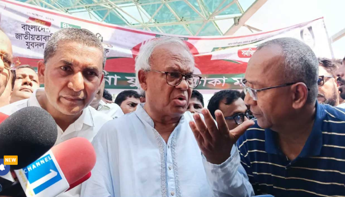 গণতান্ত্রিক আন্দোলন থেকে কখনও পিছপা হয়নি যুবদল: রিজভী