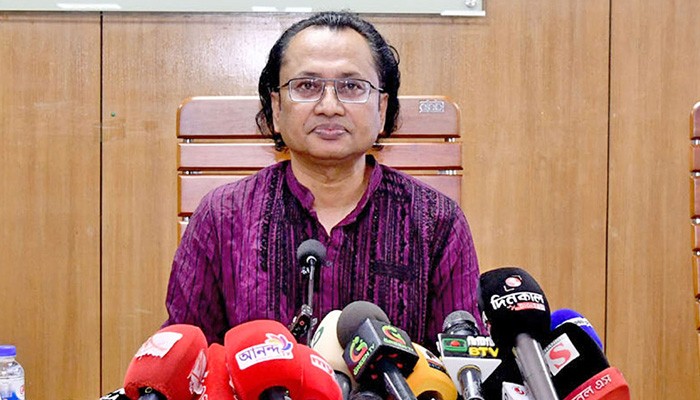 ​প্রধানমন্ত্রী ফেরার পর আইজিপির বিষয়ে সিদ্ধান্ত: তথ্য উপদেষ্টা