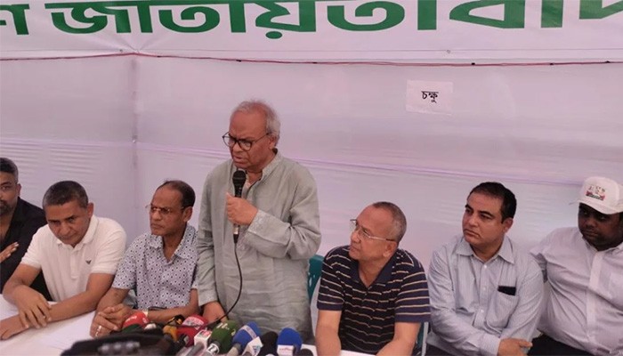 আইজিপির ক্রসফায়ার ফেরানোর বক্তব্যে বিব্রত সরকার: রিজভী