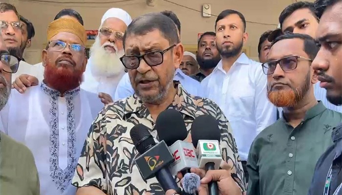কর্মস্থলে অনুপস্থিত পাঁচ চিকিৎসক, ব্যবস্থা নেওয়ার নির্দেশ স্বাস্থ্যমন্ত্রীর