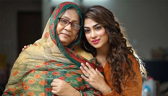 ​মারা গেলেন চিত্রনায়িকা পপির মা
