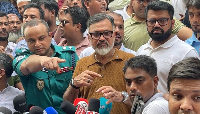 ফুটপাত ও সড়ক জঞ্জালমুক্ত না হওয়া পর্যন্ত উচ্ছেদ অভিযান চলবে